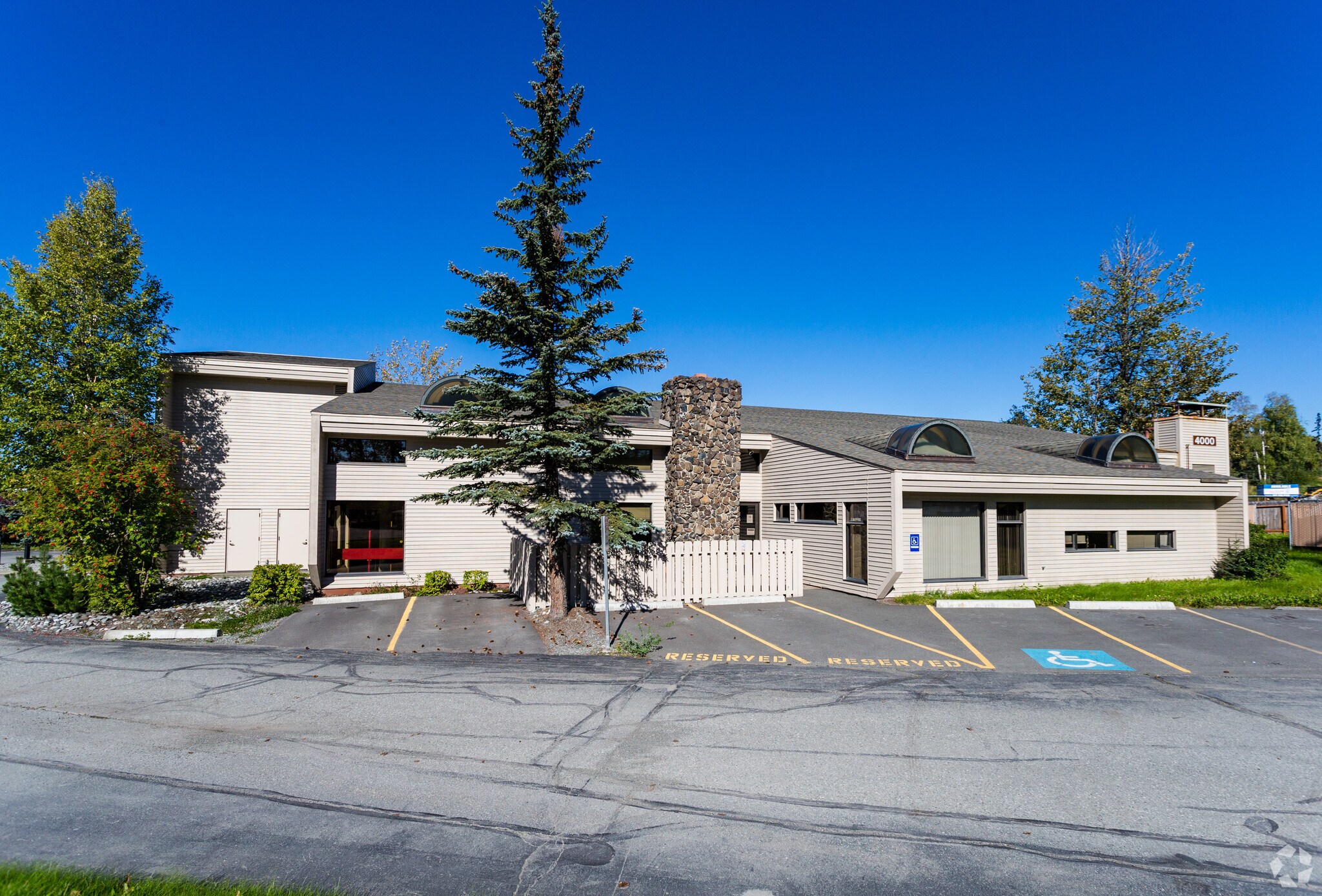 4000 Laurel St, Anchorage, AK for sale Primary Photo- Image 1 of 1