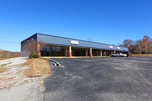 3301-3307 Veterans Dr, Florence AL - Storefront Property