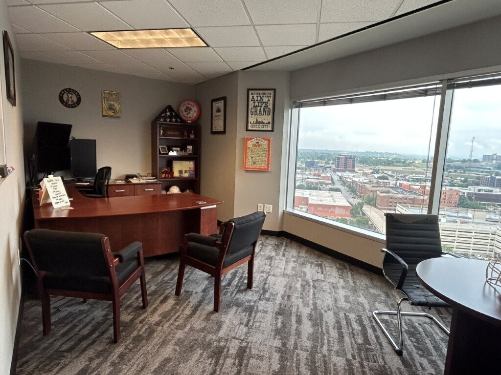 2 W 2nd St, Tulsa, OK for lease Interior Photo- Image 1 of 5