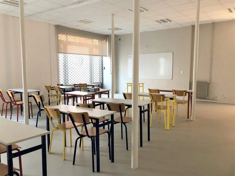 Office in Toulouse for lease - Interior Photo - Image 3 of 13