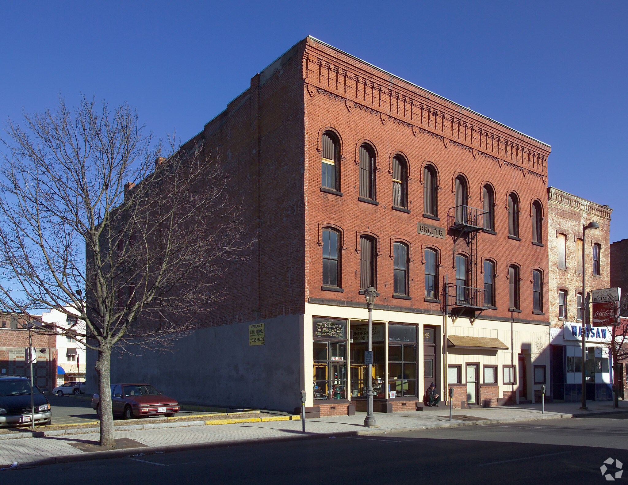 147 High St, Holyoke, MA for sale Primary Photo- Image 1 of 1