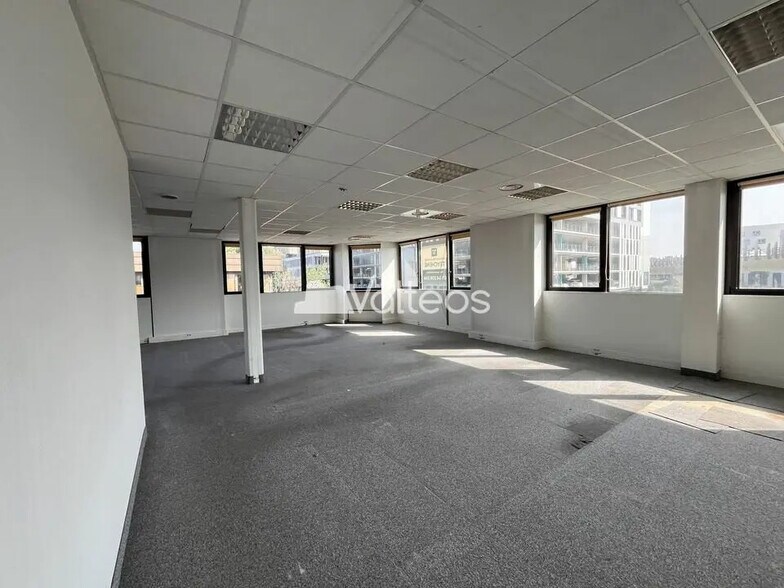 1202 L'Occitane, Labège for lease - Interior Photo - Image 3 of 8