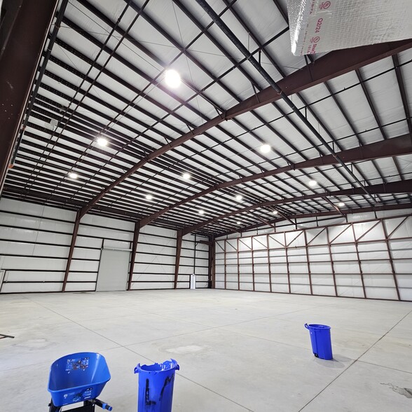 925 Biscayne Blvd, Deland, FL for sale - Interior Photo - Image 2 of 9