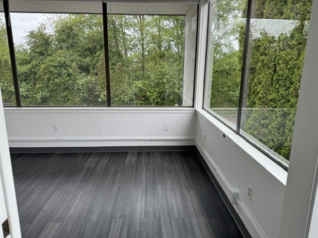 2507 SE Mile Hill Dr, Port Orchard, WA for lease Interior Photo- Image 1 of 2