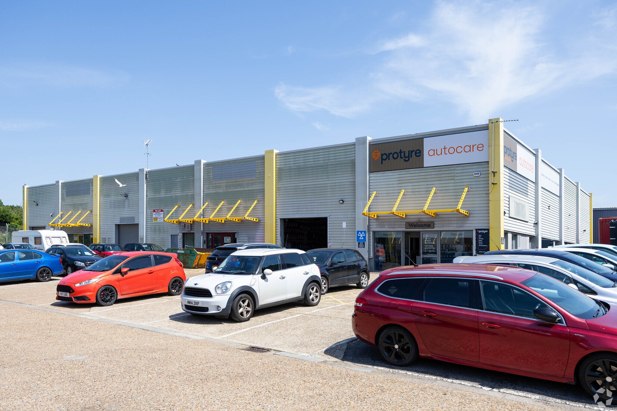 2 Broad Oak Rd, Canterbury for lease Primary Photo- Image 1 of 3