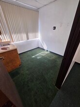 8263 Grove Ave, Rancho Cucamonga, CA for lease Interior Photo- Image 2 of 27