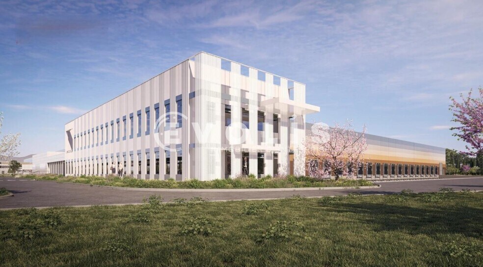 Industrial in Cavaillon for lease - Building Photo - Image 1 of 7