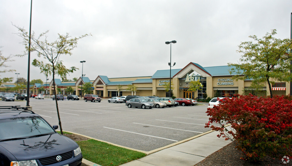 37-57 W Aylesbury Rd, Lutherville Timonium, MD for lease - Building Photo - Image 2 of 5