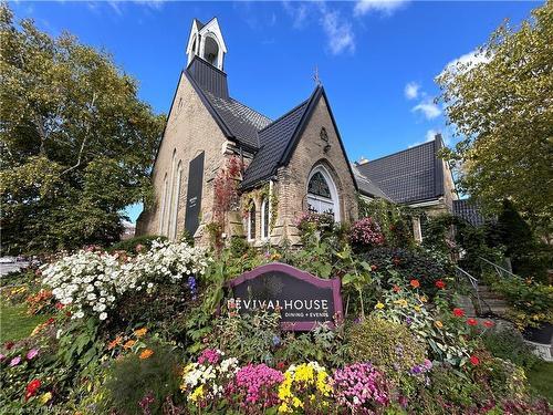 70 Brunswick St, Stratford, ON for sale - Building Photo - Image 1 of 1