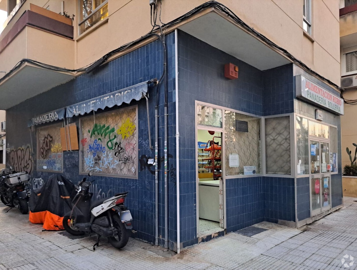 Retail in Madrid, Madrid for lease Interior Photo- Image 1 of 2