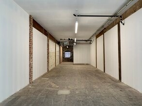 3300 W Sunset Blvd, Los Angeles, CA for lease Interior Photo- Image 1 of 6