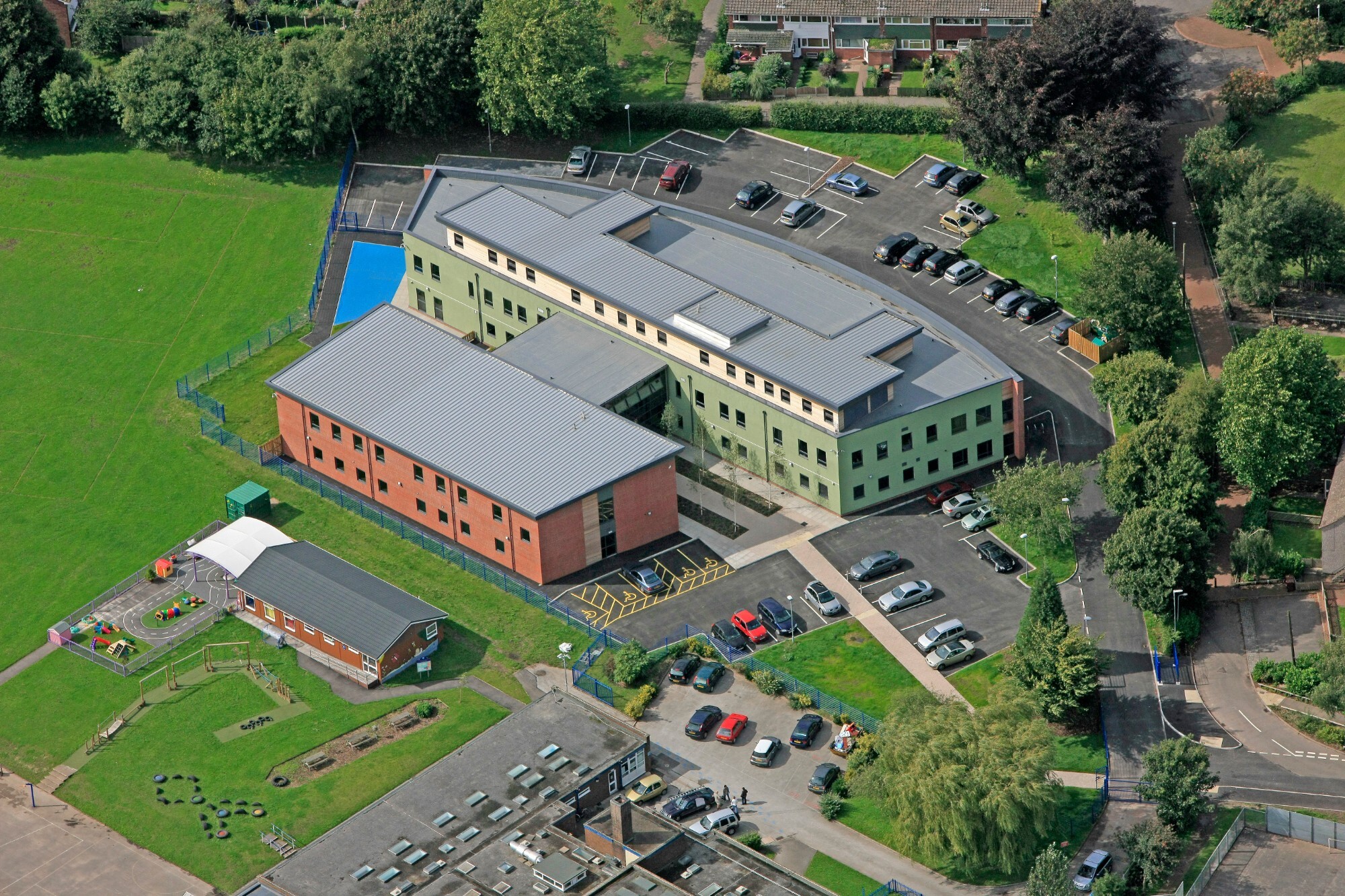 Lovett Ct, Rugeley for sale Primary Photo- Image 1 of 1