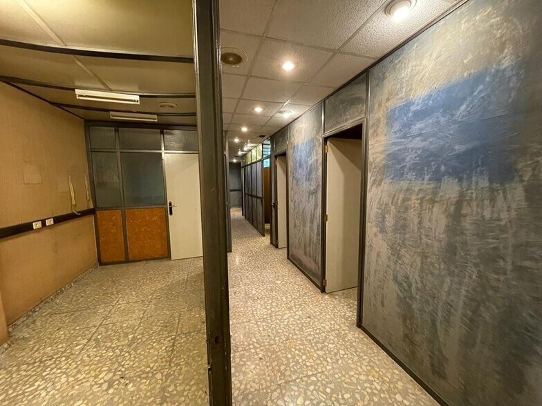 Retail in Alzira, Valencia for sale - Interior Photo - Image 2 of 12