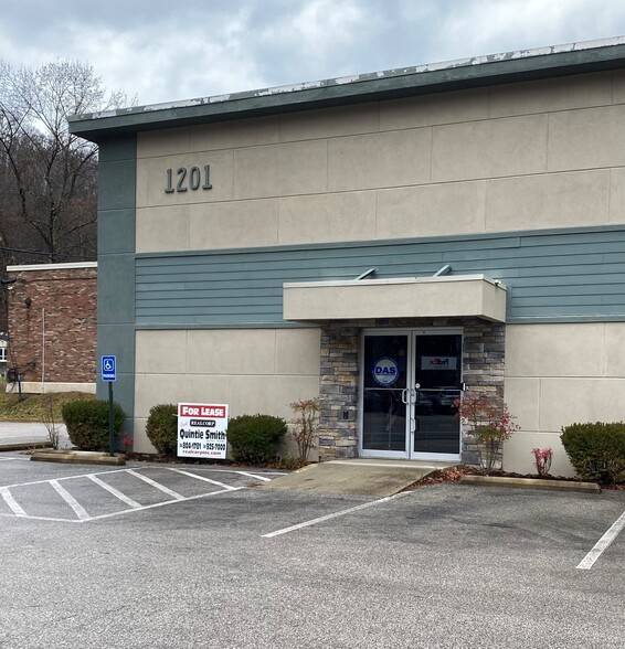 1201 Greenbrier St, Charleston, WV for lease - Building Photo - Image 1 of 22