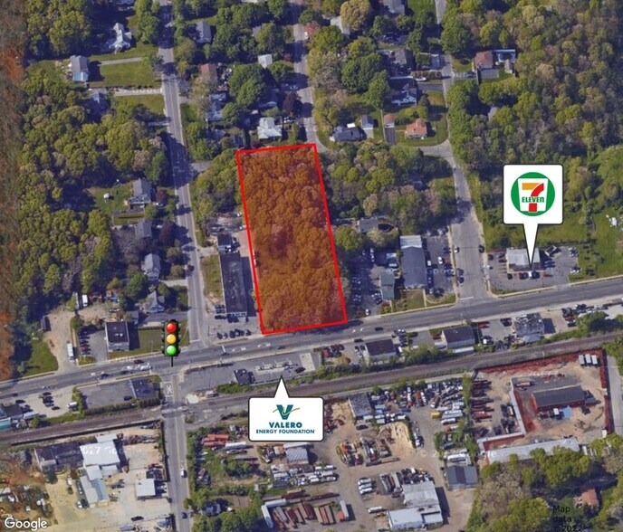 Montauk Hwy, East Patchogue, NY 11772 Vacant Land