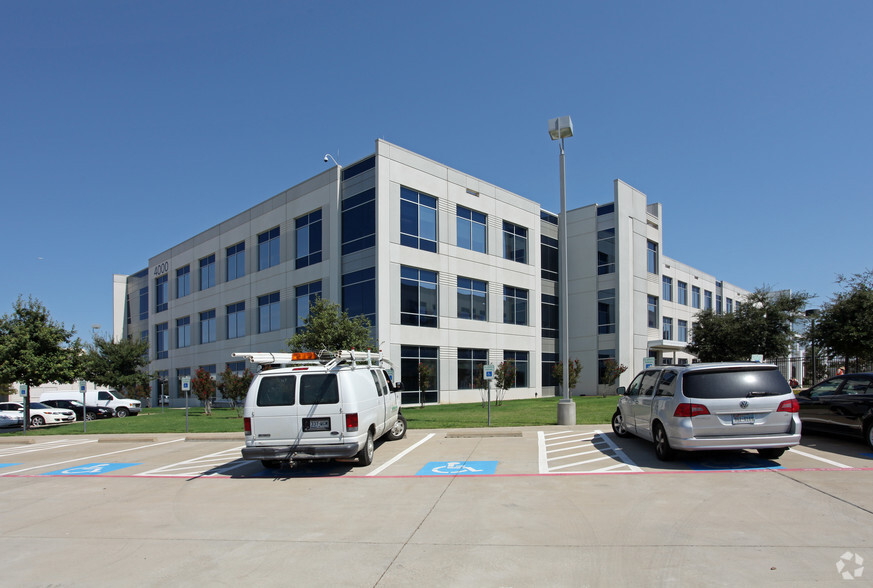 4000 Regent Blvd, Irving, TX for lease - Building Photo - Image 2 of 16