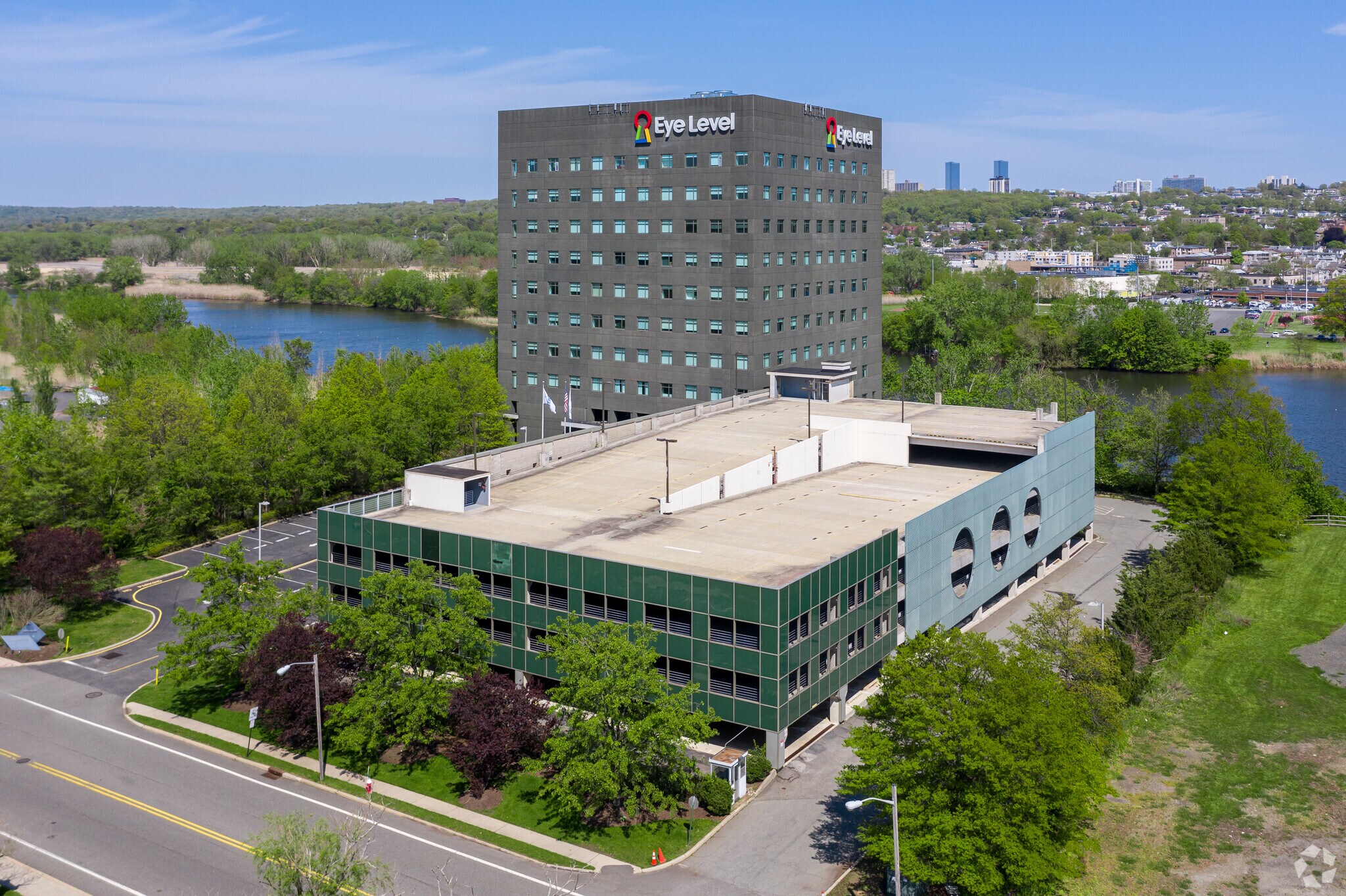 105 Challenger Rd, Ridgefield Park, NJ 07660 Eye Level Hub