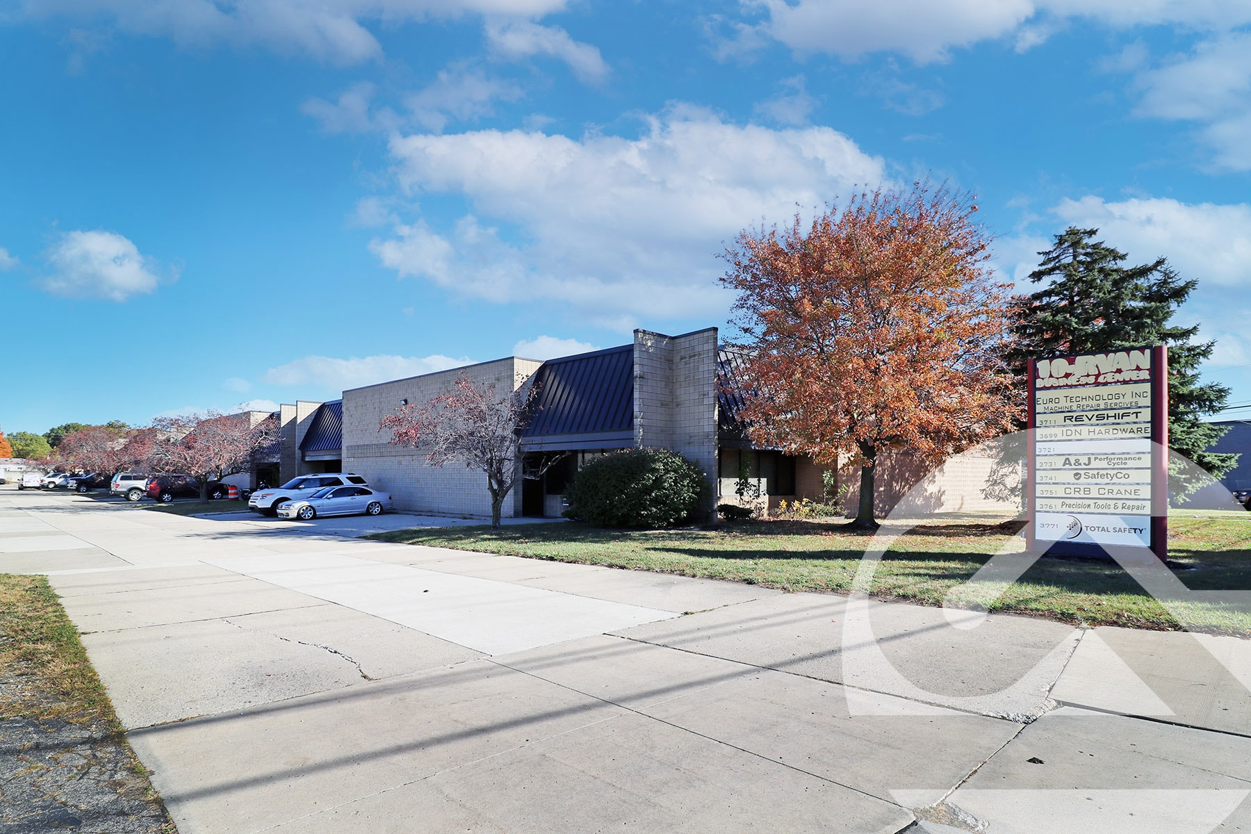 3689 E 10 Mile Rd, Warren, MI for lease Primary Photo- Image 1 of 9
