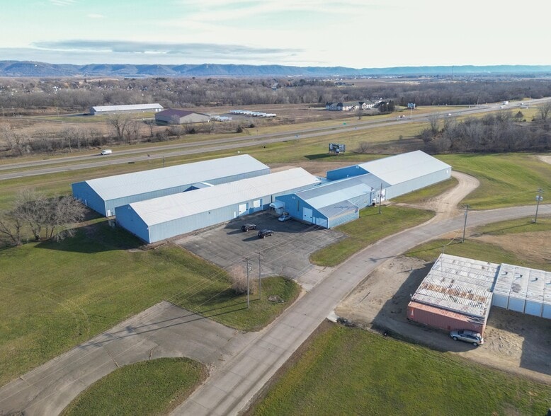 170 Industrial Ct, Wabasha, MN for lease - Building Photo - Image 2 of 14
