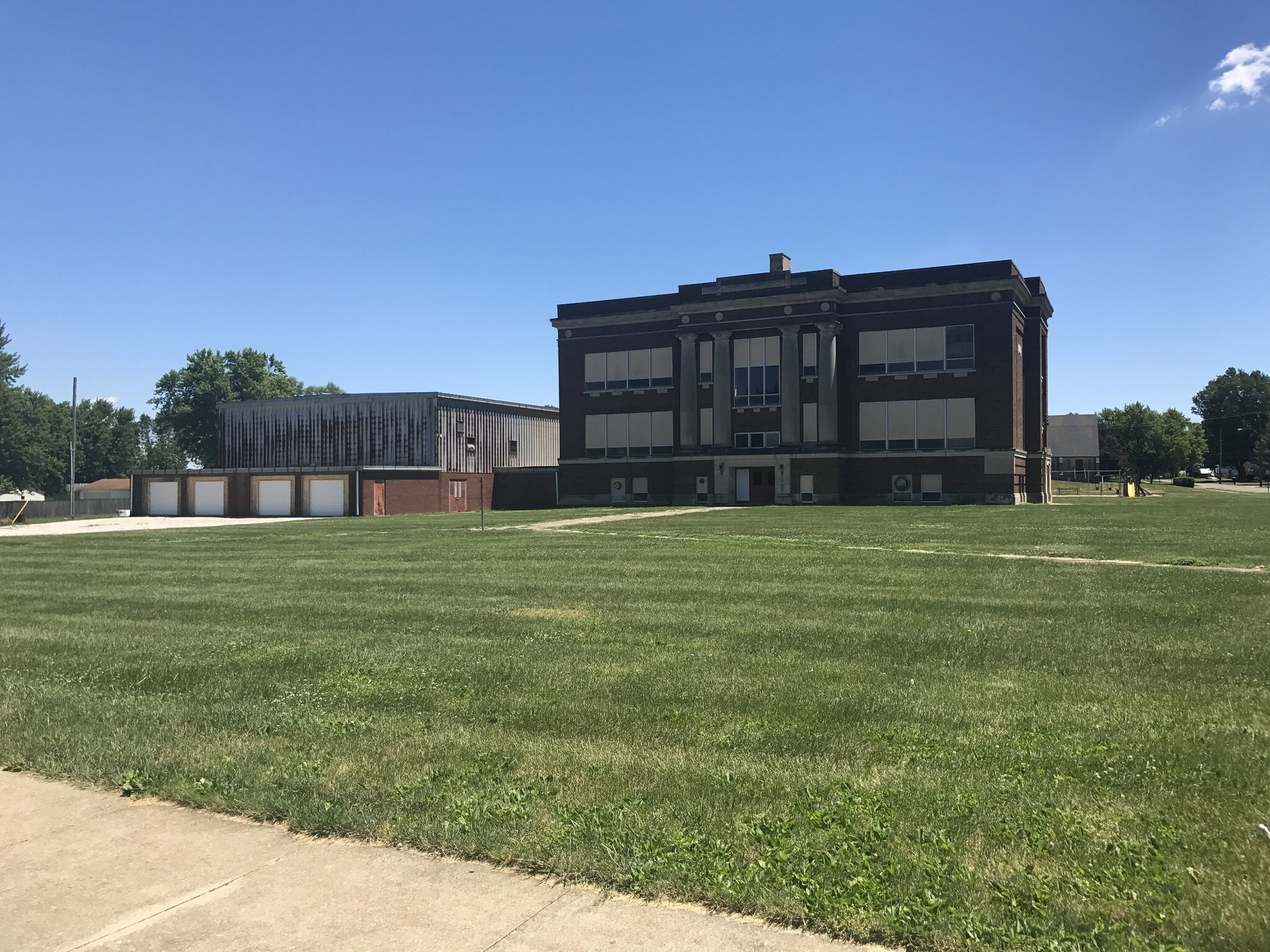 201 N State St, Ridge Farm, IL for sale Primary Photo- Image 1 of 1