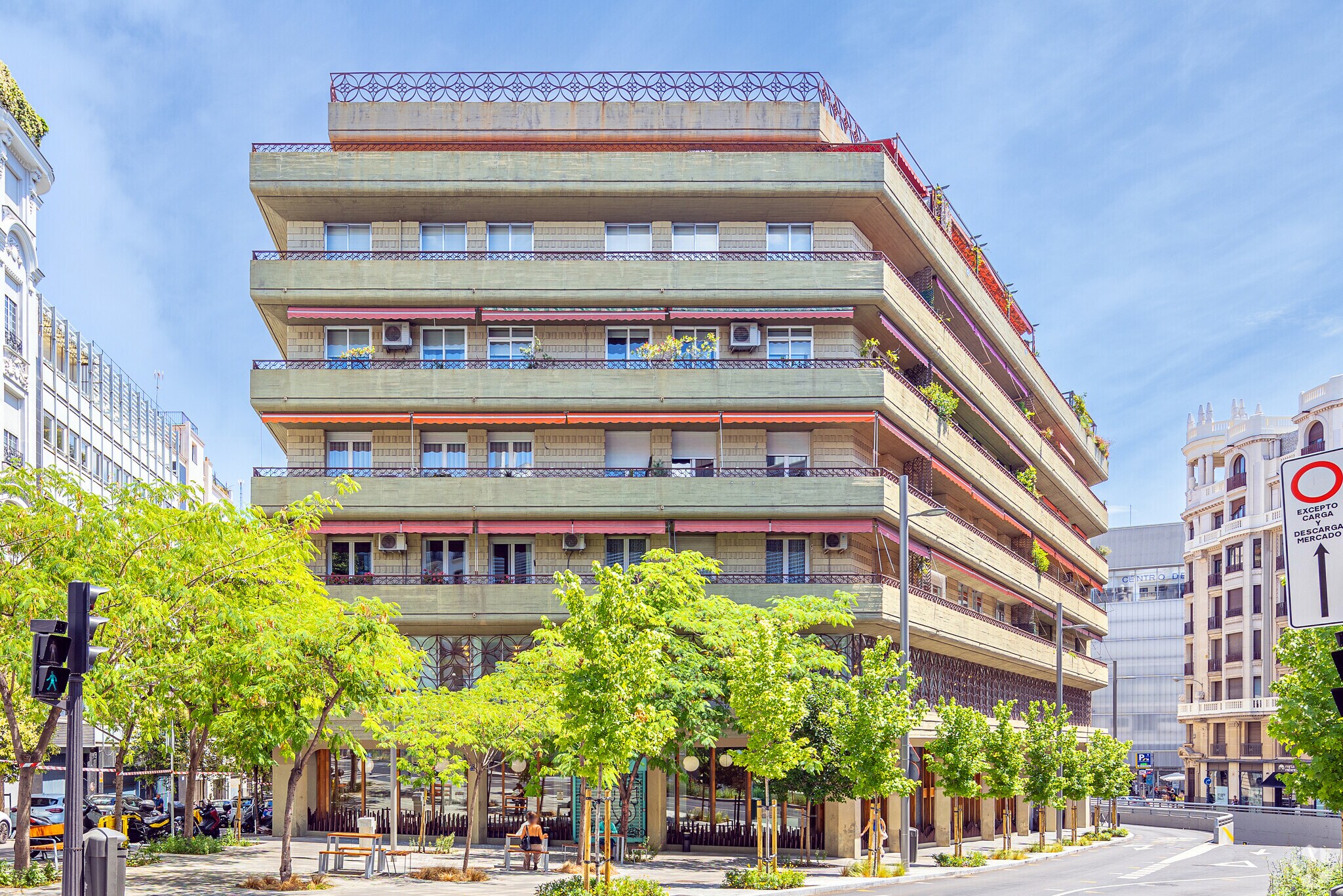 Calle De Serrano Anguita, 13, Madrid, Madrid for lease Primary Photo- Image 1 of 3