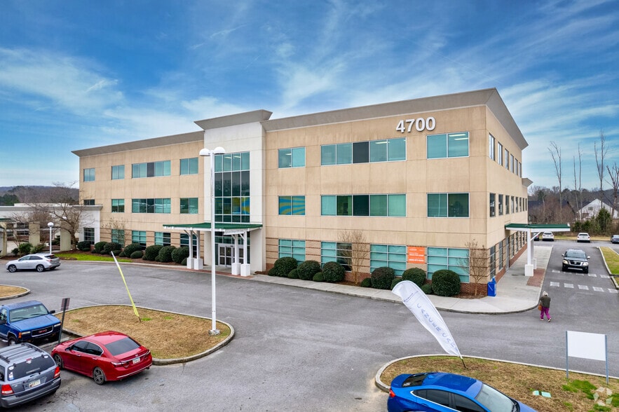 4700 Battlefield Pkwy, Ringgold, GA for lease - Primary Photo - Image 1 of 7