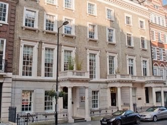 24 Brooks Mews, London for lease - Building Photo - Image 3 of 4