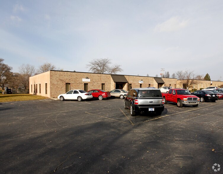 6111-6113 Jackson Rd, Ann Arbor, MI for lease - Primary Photo - Image 1 of 1