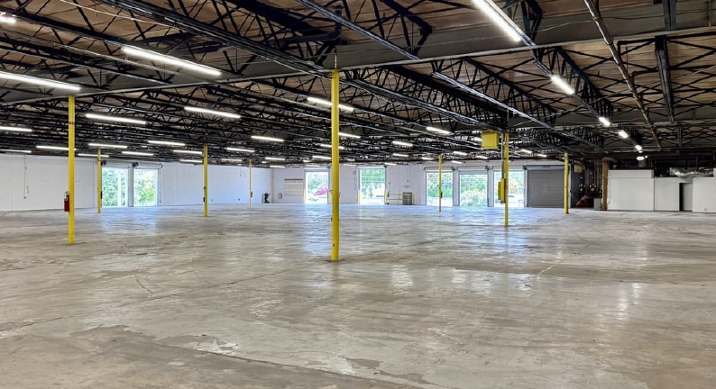 4700 Walgreen Rd, Jacksonville, FL for lease Building Photo- Image 1 of 2