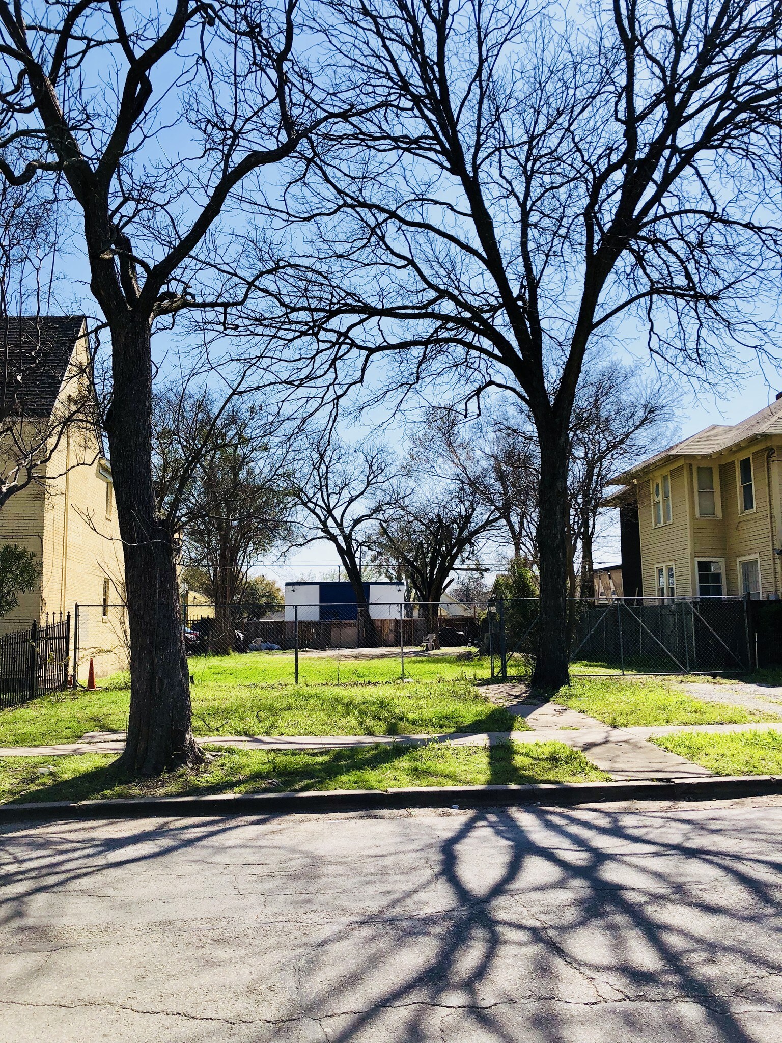 708 W 10th St, Dallas, TX for sale Building Photo- Image 1 of 1