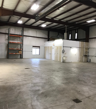 5900 N 58th St, Lincoln, NE for lease Interior Photo- Image 2 of 6