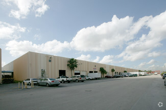 More details for 9304-9384 NW 102nd St, Miami, FL - Industrial for Lease