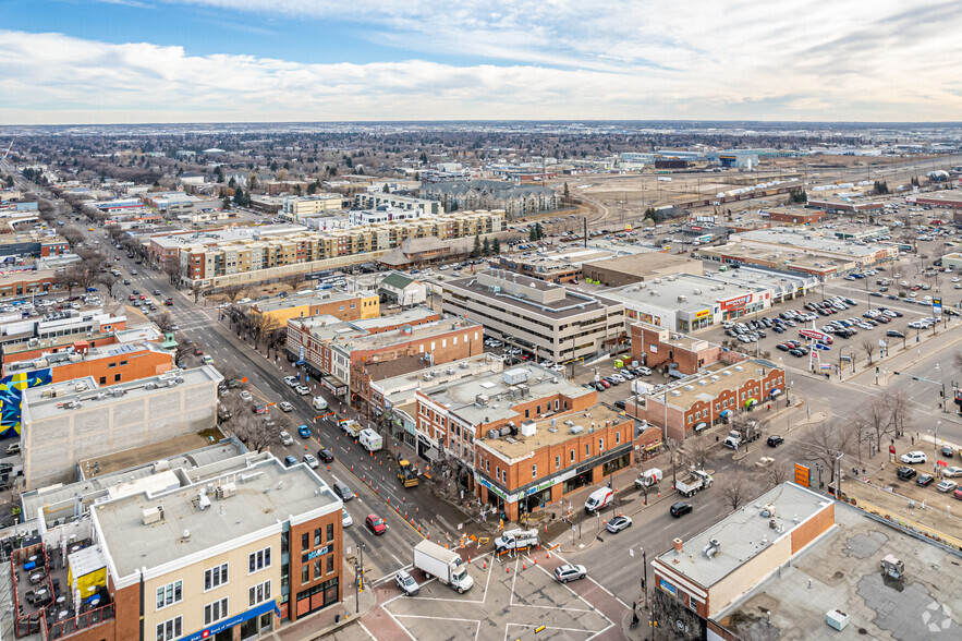 8137 104th St NW, Edmonton, AB for lease - Building Photo - Image 3 of 4