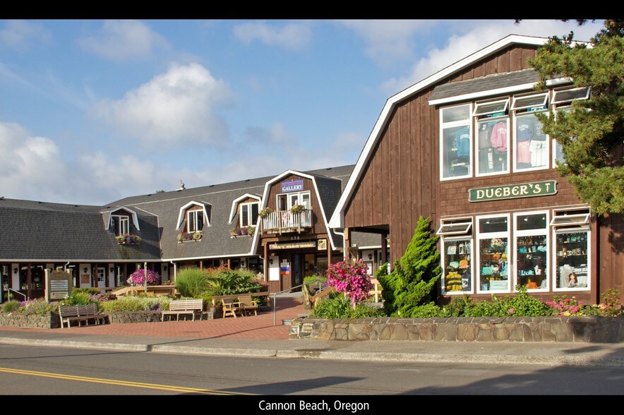 172 N Hemlock St, Cannon Beach, OR for sale - Building Photo - Image 1 of 1