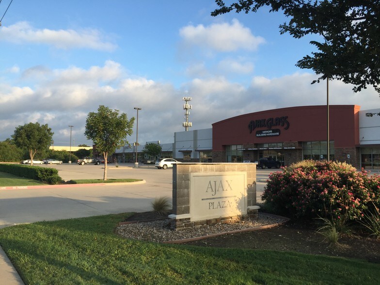 6200-6260 Southwest Blvd, Fort Worth, TX for sale - Other - Image 1 of 1