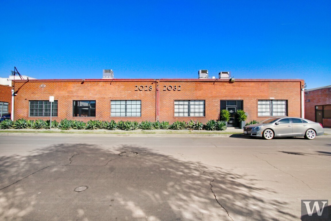 2028 Stoner Ave, Los Angeles, CA for lease Building Photo- Image 1 of 13