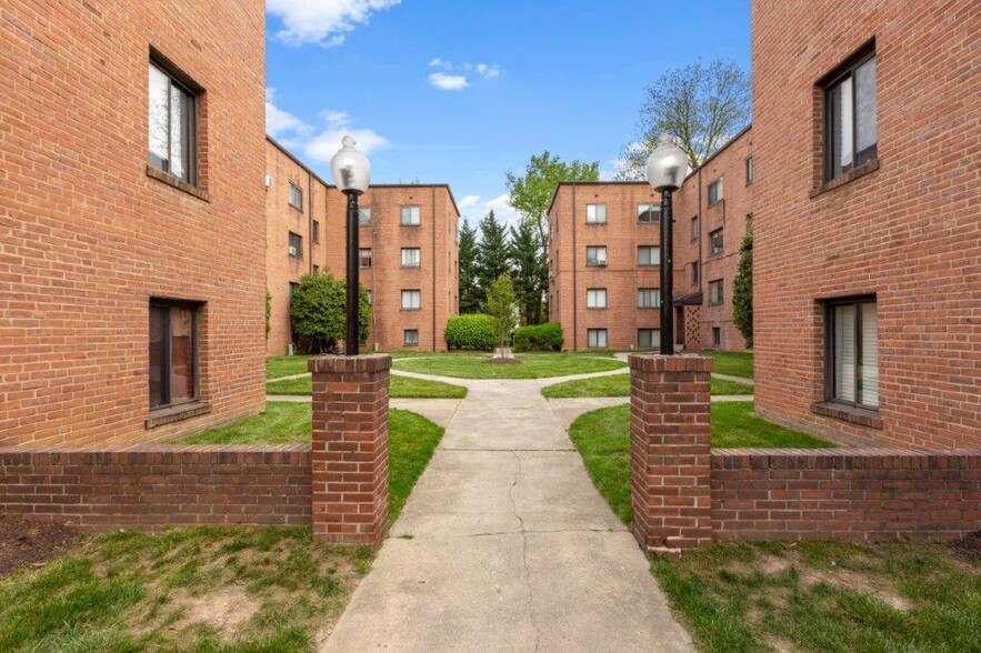 4622 Knox Rd, College Park, MD 20740 - University Garden Apartments ...