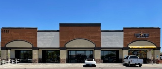 4935 E Carefree Hwy, Cave Creek, AZ for lease - Building Photo - Image 1 of 1