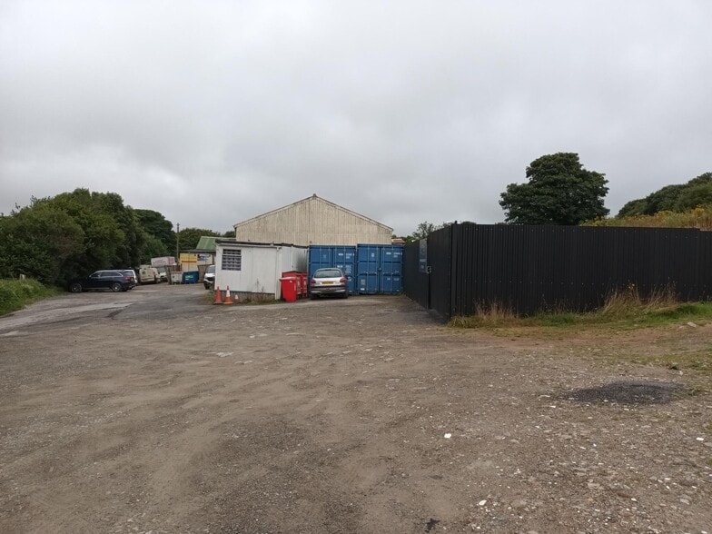 90 Beacon Rd, Bodmin for sale - Building Photo - Image 3 of 5