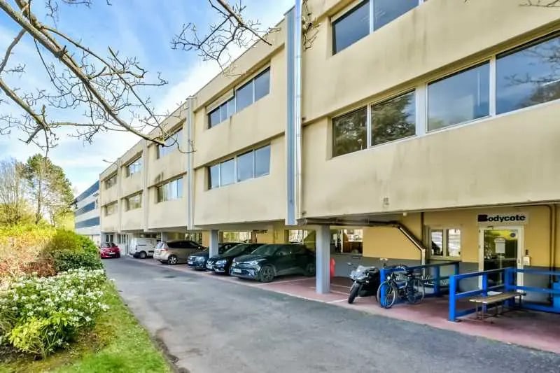 Office in Neuilly-sur-Marne for lease - Building Photo - Image 2 of 6