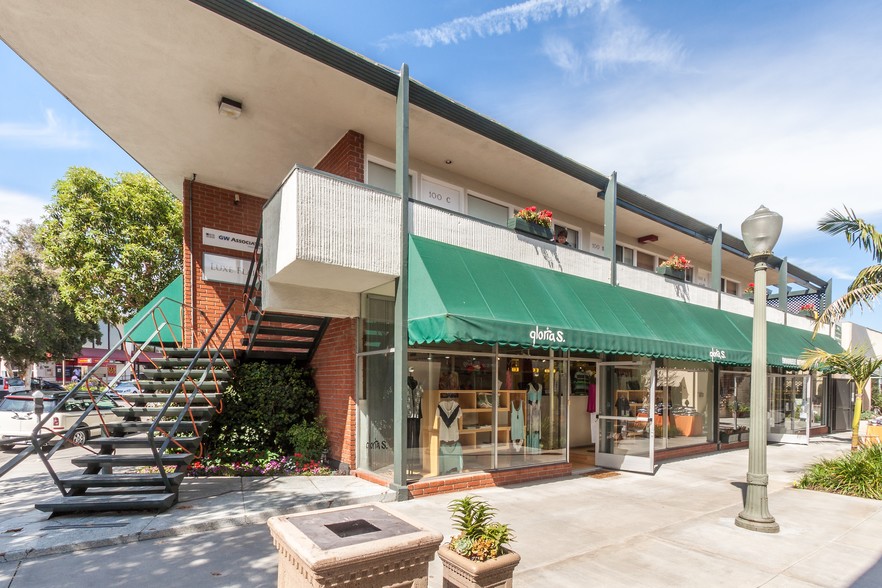 100 Barrington Walk, Los Angeles, CA for lease - Primary Photo - Image 2 of 9