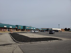 4249 E Square Dr, Columbus, OH for lease Building Photo- Image 1 of 1