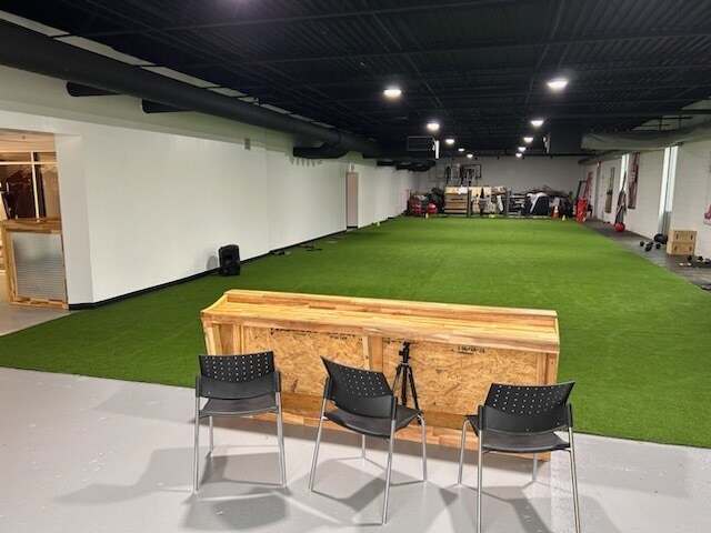 2801-2803 E Independence Blvd, Charlotte, NC for lease - Interior Photo - Image 3 of 10