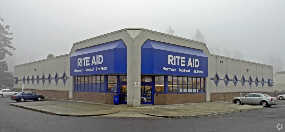 Low Rent Rite Aid Portfolio portfolio of 2 properties for sale on LoopNet.com - Primary Photo - Image 3 of 3