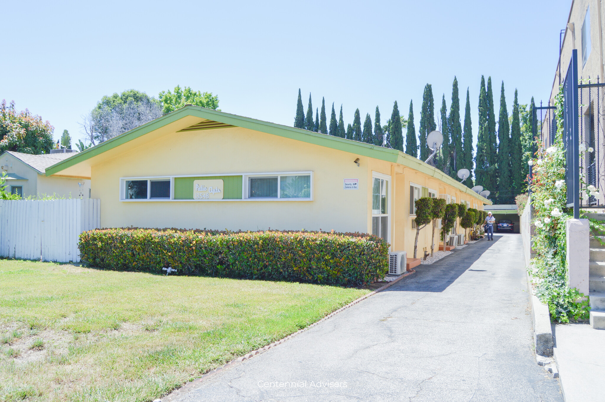 13548 Burbank Blvd, Van Nuys, CA for sale Building Photo- Image 1 of 1