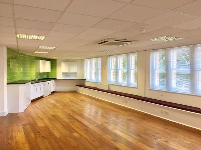 18-20 George St, Richmond for lease - Interior Photo - Image 3 of 3