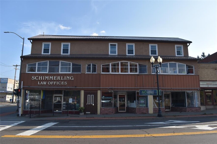 102-106 W Main St, Endicott, NY for sale - Building Photo - Image 1 of 13