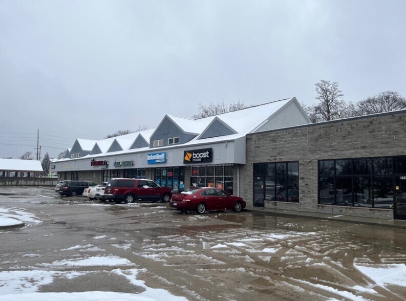 386-422 W Huron St, Pontiac, MI for sale - Primary Photo - Image 1 of 1