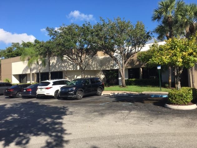 11921-12041 SW 144th St, Miami, FL for lease - Building Photo - Image 1 of 1