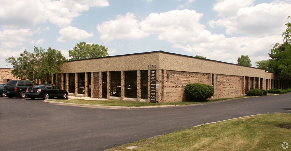 5100 Newport Dr, Rolling Meadows, IL 60008 Creekside Corporate Center